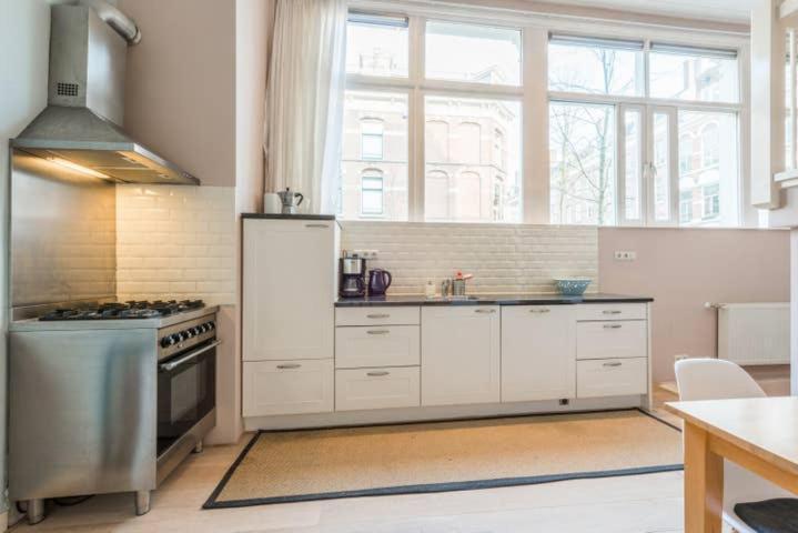 Hip Split Level Apartment On The Ground Floor Amsterdam Eksteriør billede